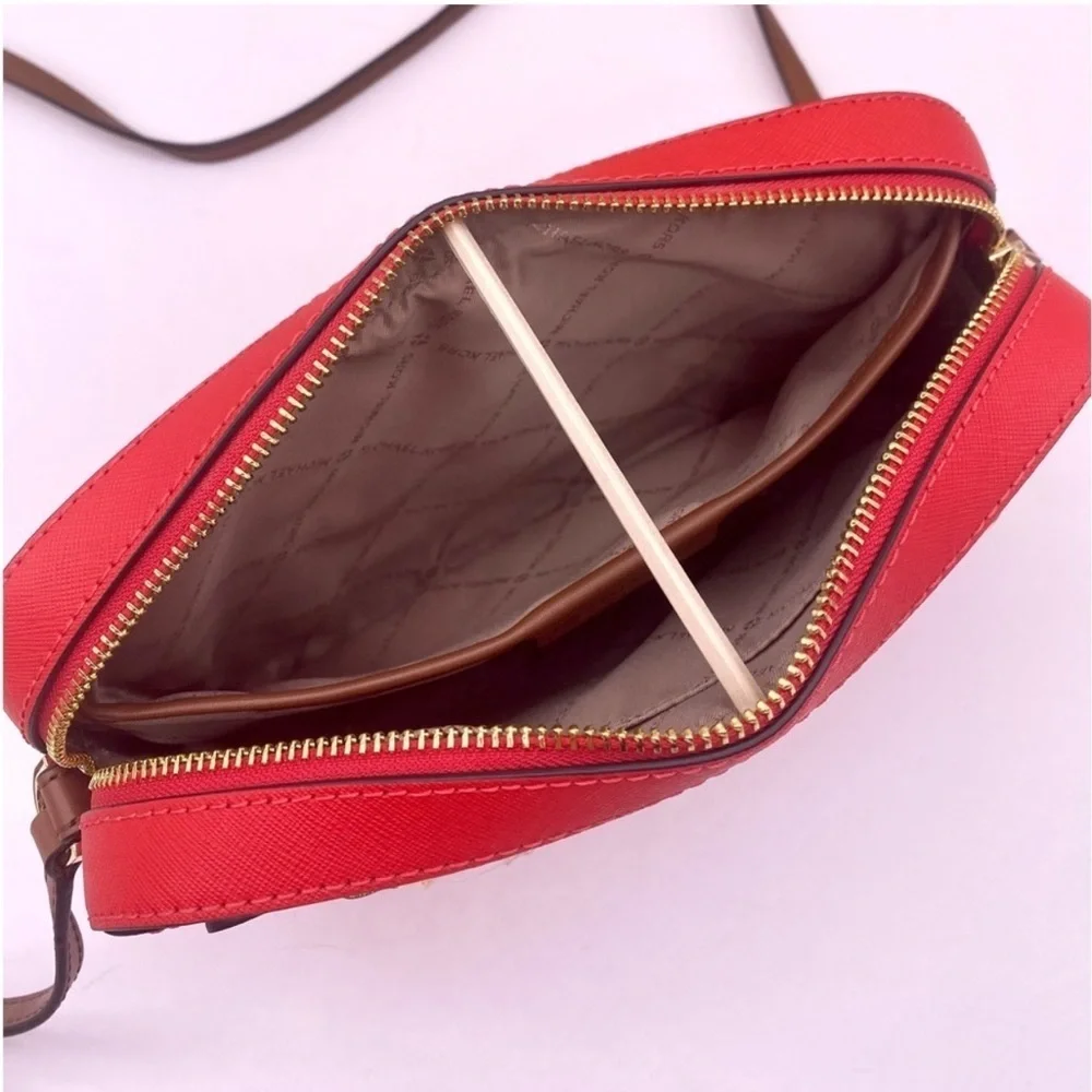 Michael Kors Jet Set Travel East West Zip Chain Crossbody
